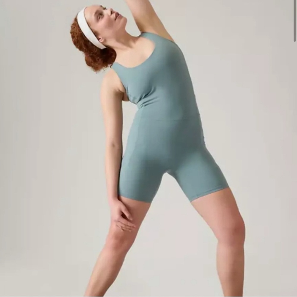 Athleta - Saluation Bike Suit - Teal Sleeveless Active Romper